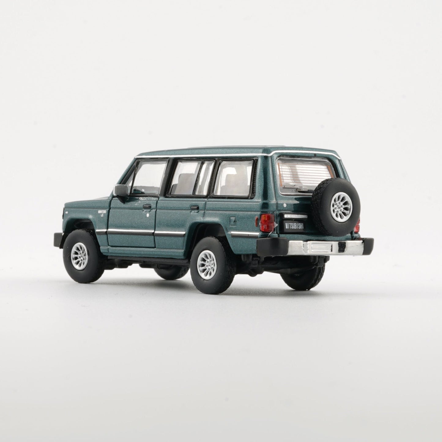 BMC 1:64 Mitsubishi 1st Gen Pajero 1983 – Green (RHD)