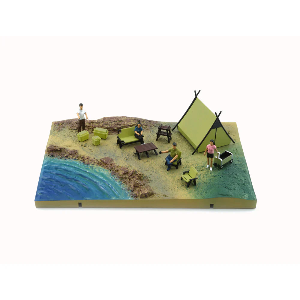 BMC Diorama City_003 Camp Site Version Orange Tent, 1:64 Scale