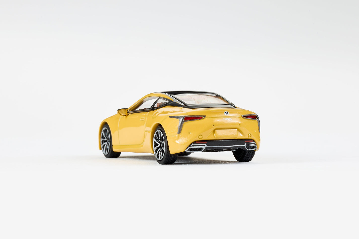 2020 LEXUS LS 500h-YELLOW