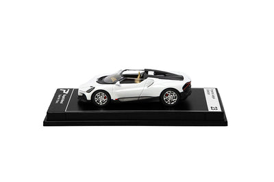 Bugatti Mistral, 1:64 Scale (White)