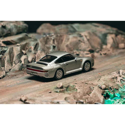 *PRE-ORDER* Porsche 959 Chance of Chase Car, 1:64 Scale (Silver)