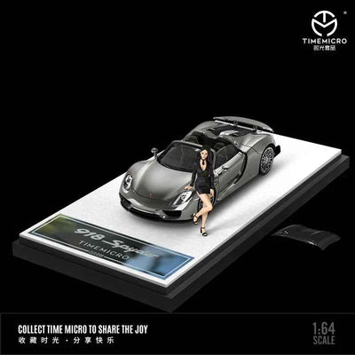 Porsche 918 Spyder Liquid Silver Figure Edition, 1:64 Scale