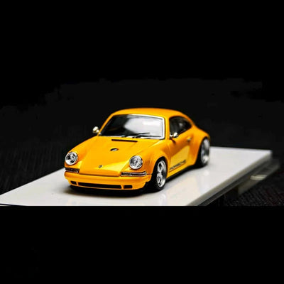Porsche 911 Carrera RS 2.7 (1973) (Ducktail Version) Limited to 999, 1:64 Scale (Yellow)