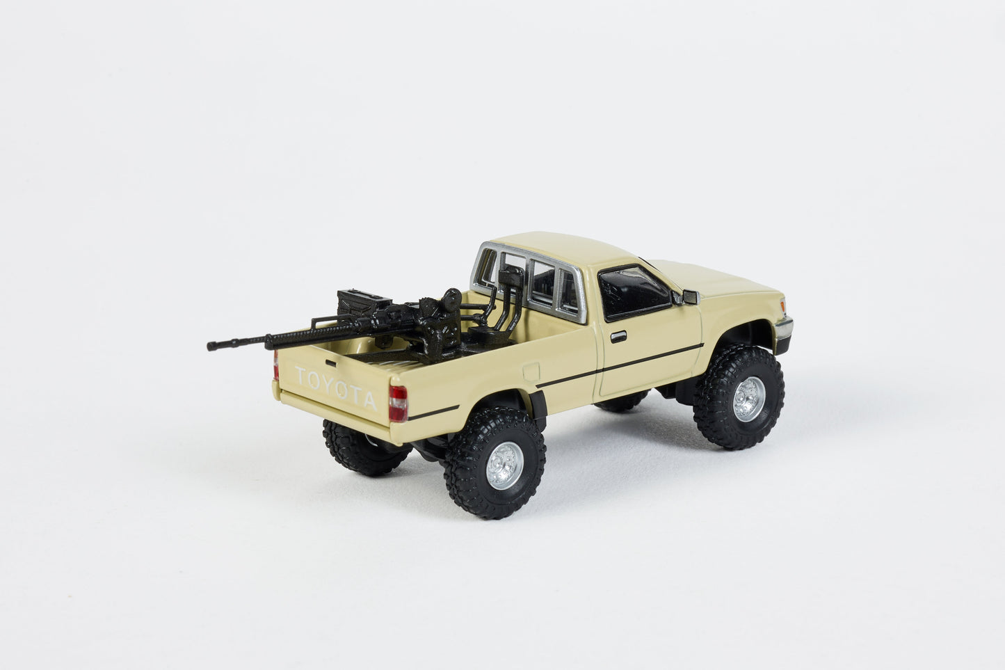 1994 TOYOTA HILUX LN107-DESERT YELLOW