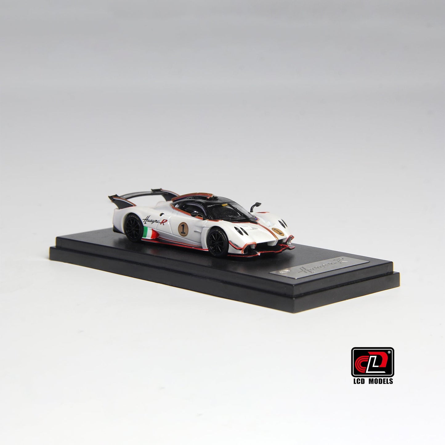 1:64 Pagani HuayraR