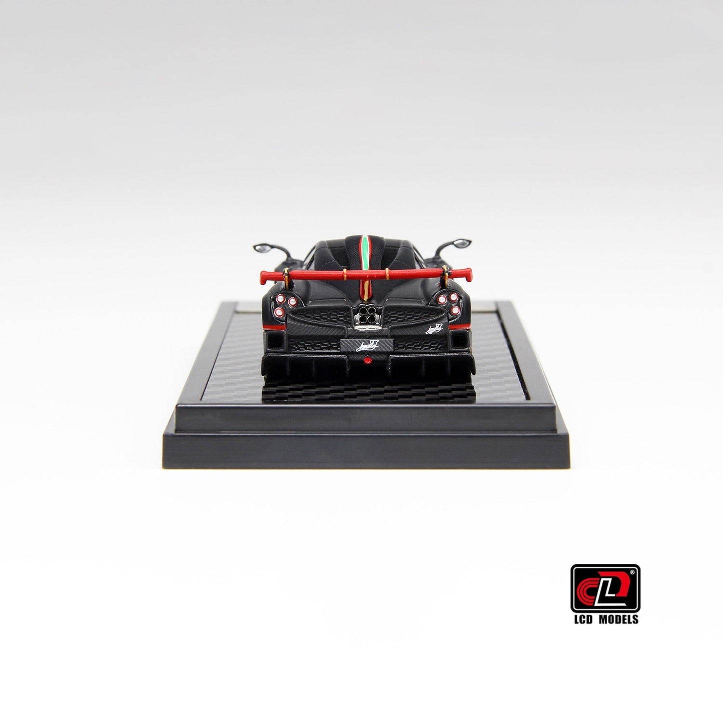 Pagani Imola Coupe 1:64