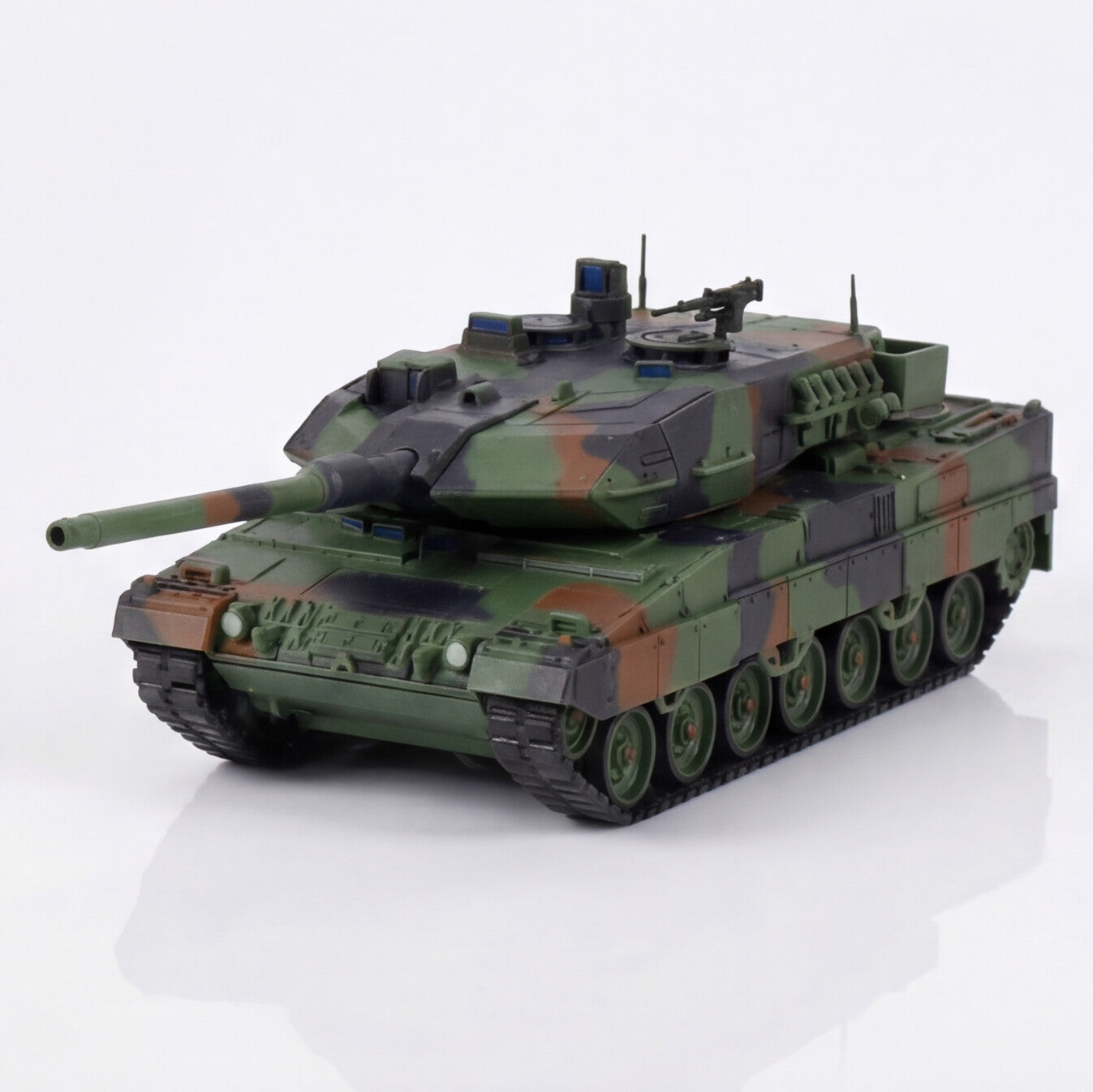Leopard 2A6 AGING VERSION-NATO TRICOLOR CAMOUFLAGE