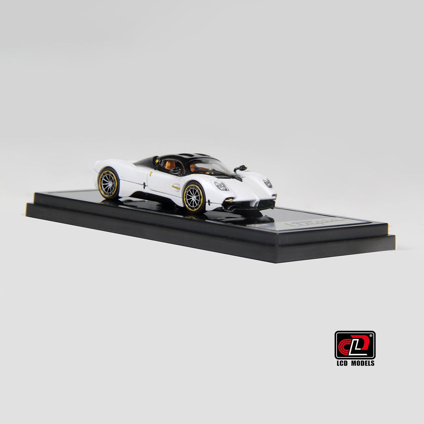 Pagani Utopia Coupe 1:64