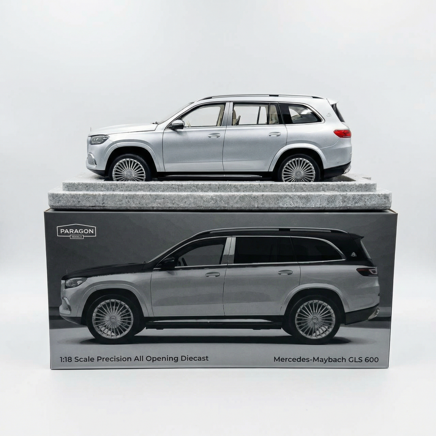 Mercedes Maybach GLS 600, 1:18 Scale