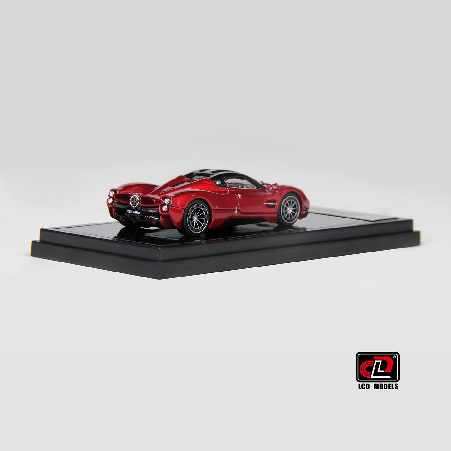 Pagani Utopia Coupe 1:64