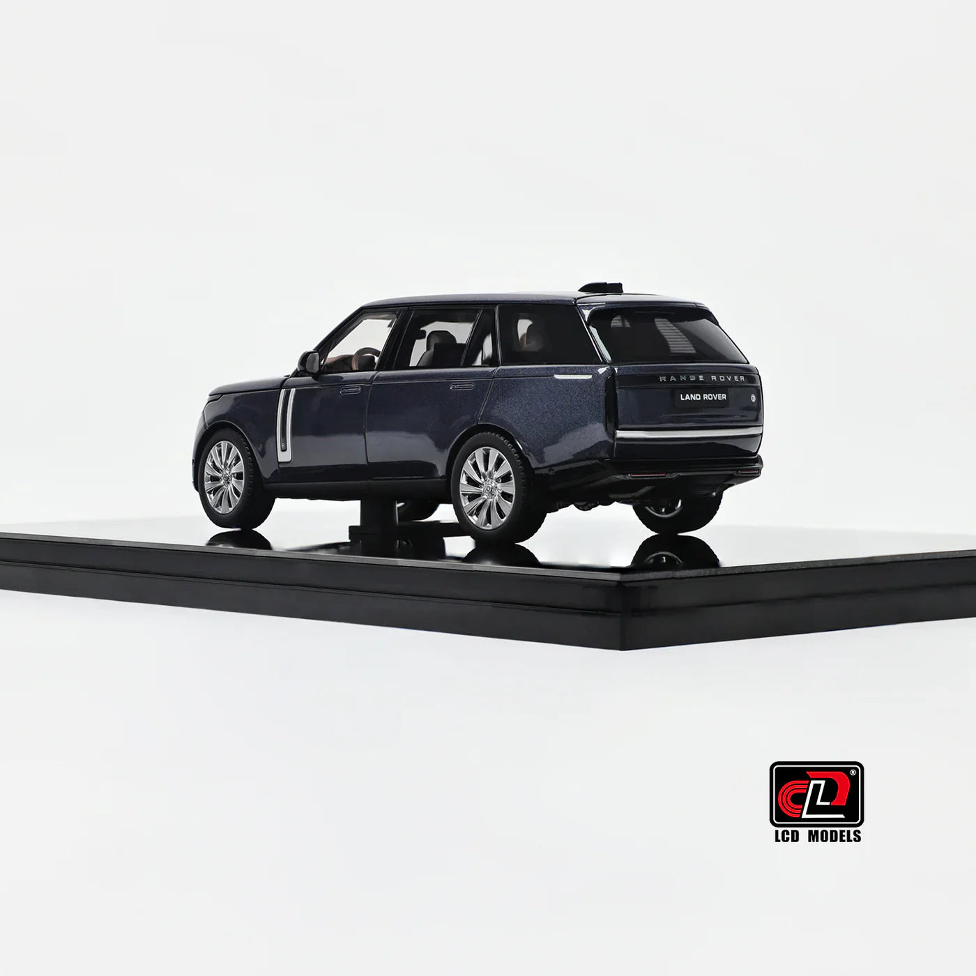 LCD Land Rover Range Rover SV Serenity Blue 1:43 Scale Diecast Model
