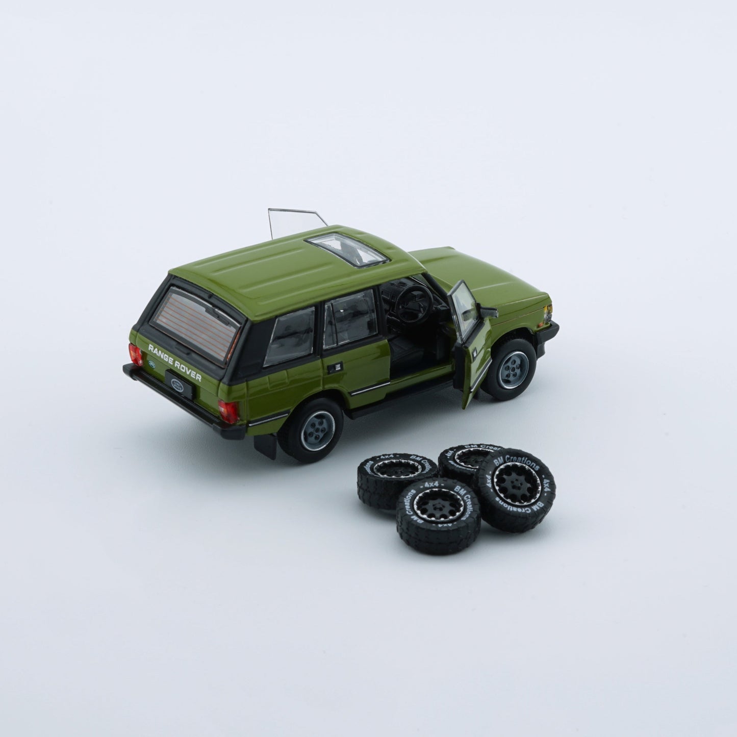 BMC 1:64 Land Rover Range Rover Classic LSE – Classic Green (LHD)