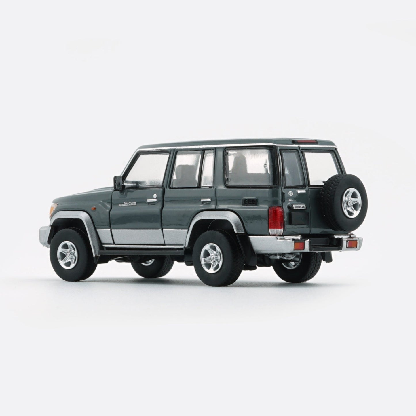 BMC 1:64 Toyota Land Cruiser LC76 – Dark Grey (LHD)