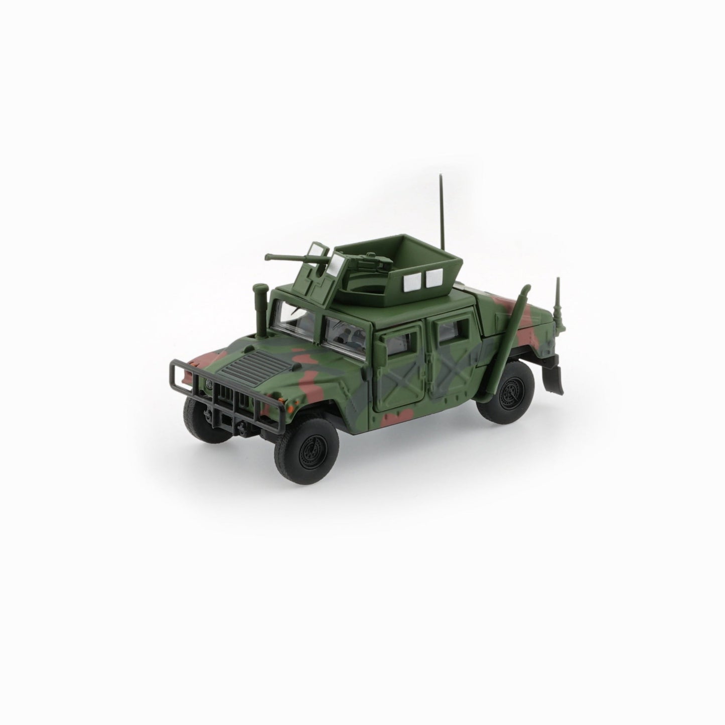 BMC 1:64 Humvee 4-CT – Woodland Camo with Stand Plate