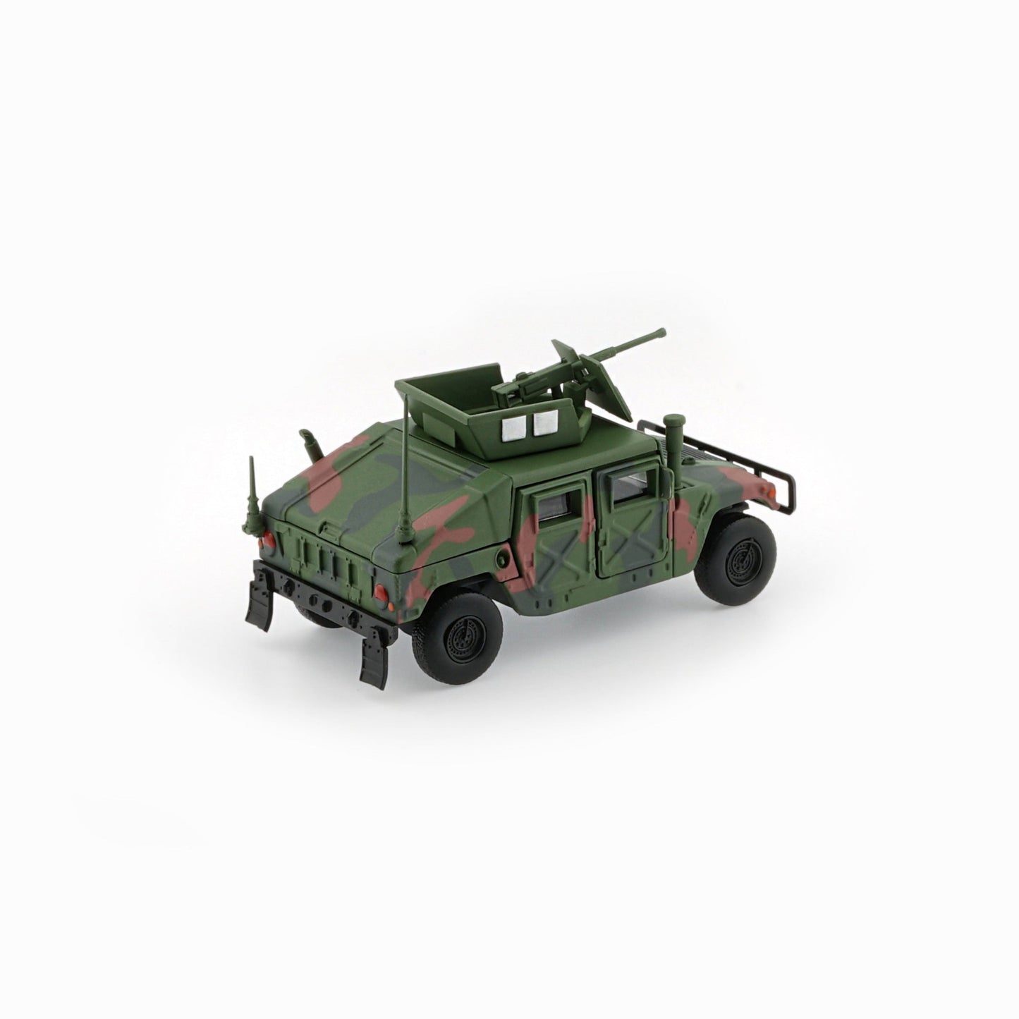 BMC 1:64 Humvee 4-CT – Woodland Camo with Stand Plate