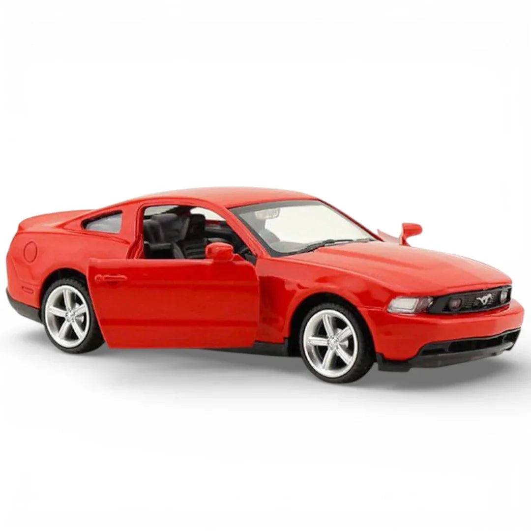 Ford Mustang GT 1:43 Scale Diecast Collectible