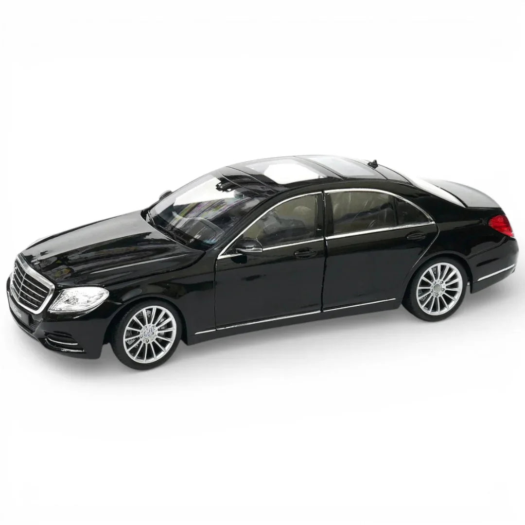 Mercedes-Benz S 600 1:32 Scale Diecast Collectible