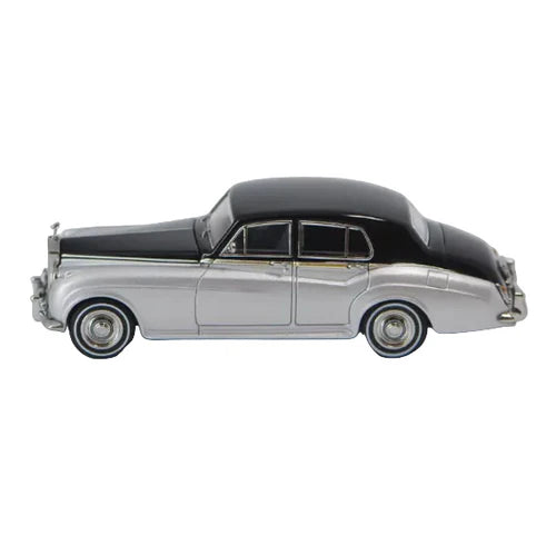 GFCC Rolls Royce Silver Cloud 1955 Silver & Black 1:64 Scale Diecast Model