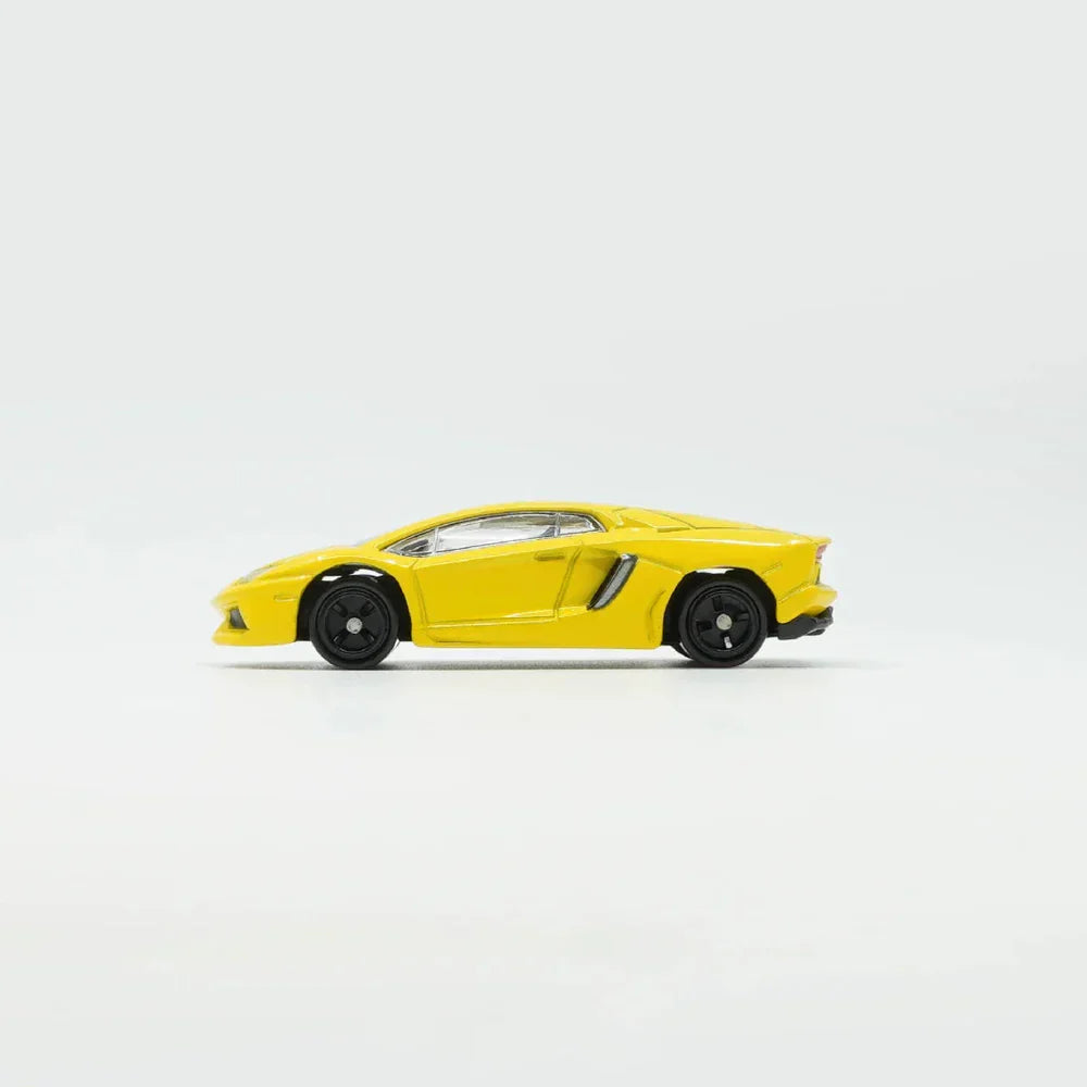 Takara Tomy Tomica Asia Original A0-03 Lamborghini Aventador LP 700-4 1:68 Scale (Yellow)