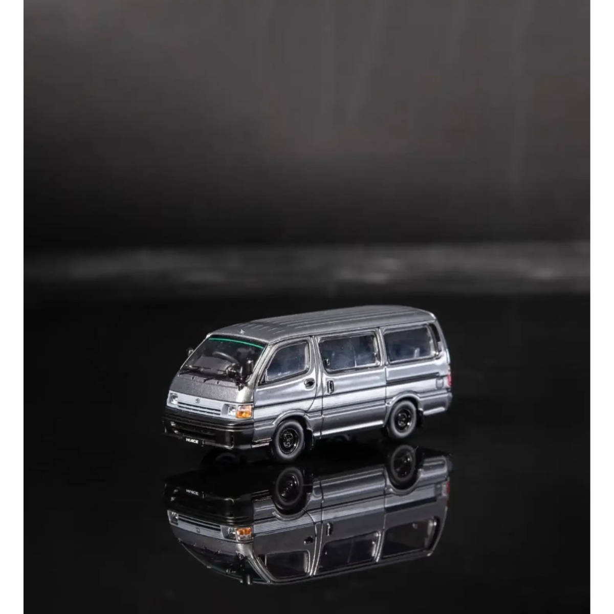 Toyota Hiace H100 Grey White Details by Model 1 – 1:64 scale, view 1