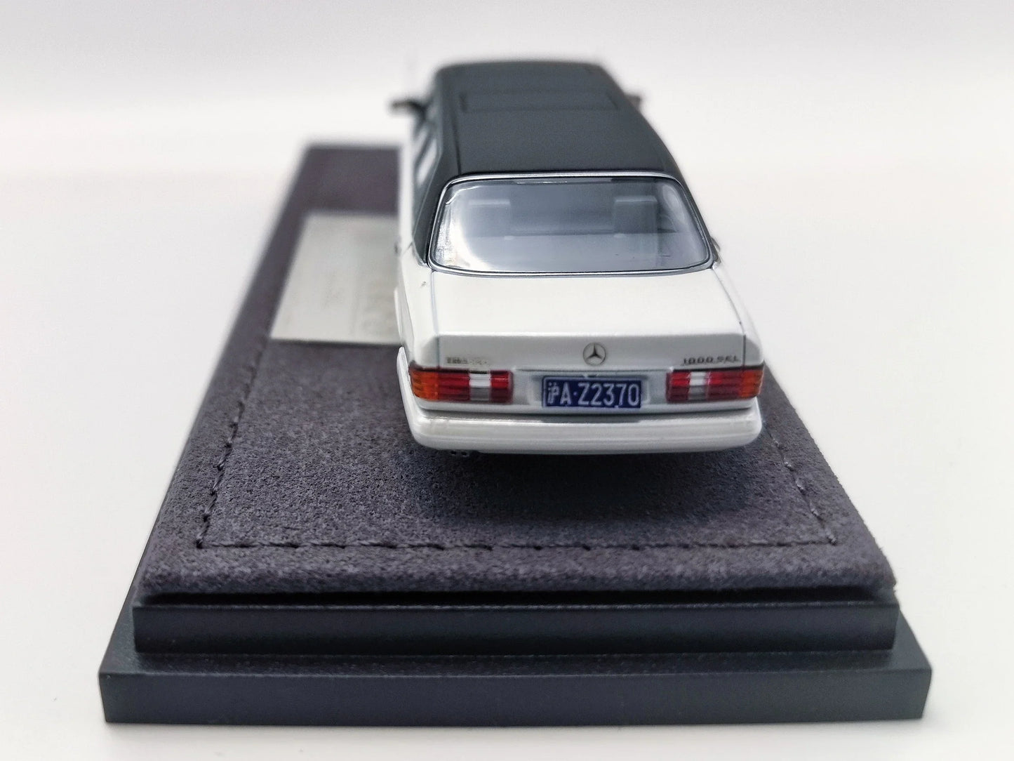 HEC 2026 The Art of Model Mercedes S-Class W126 Trasco 1000SEL Limousine White 1:64 Scale Diecast Model
