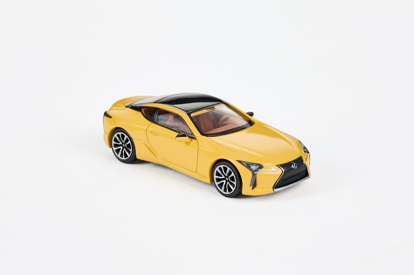 2020  LEXUS LS 500h-YELLOW
