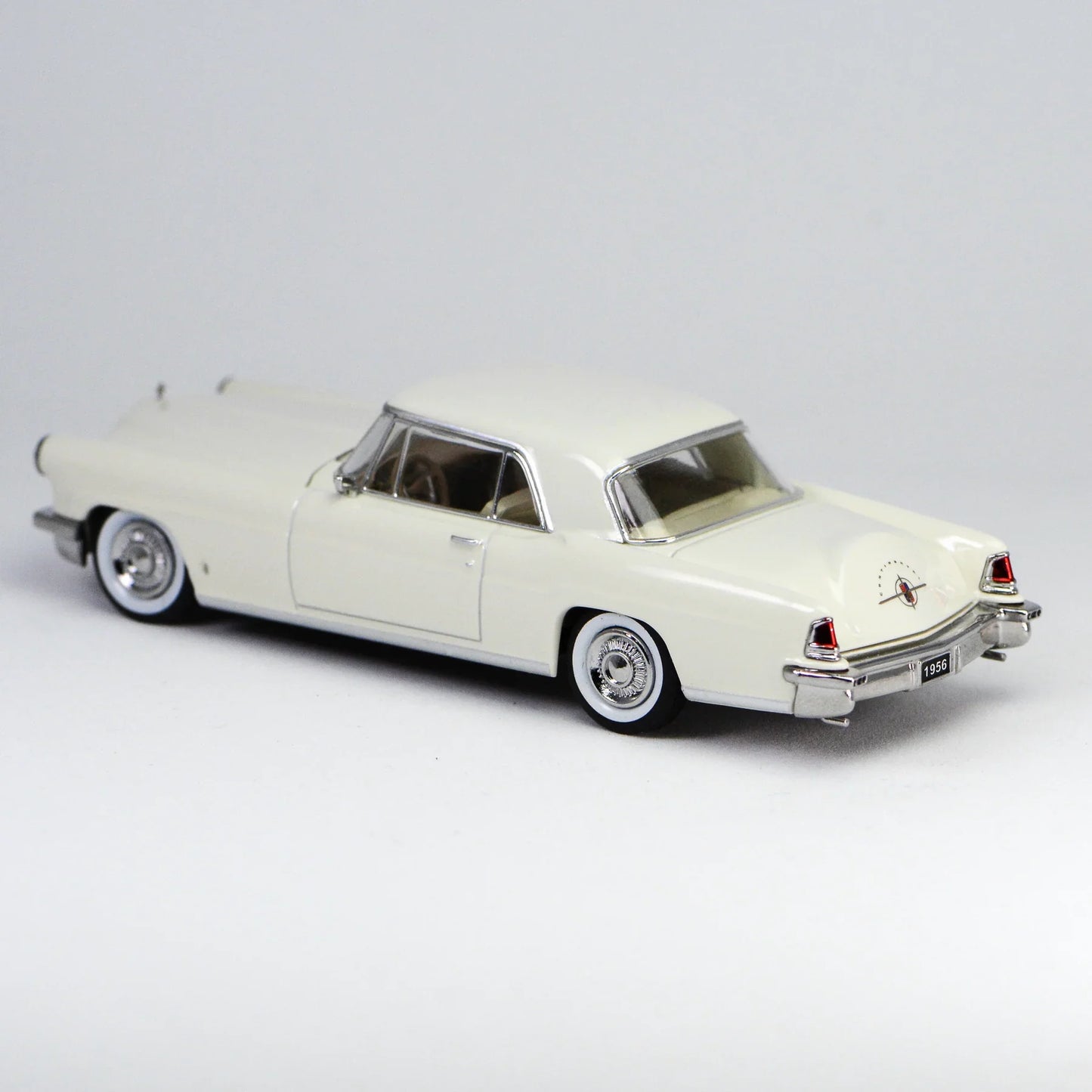 HEC 2026 GFCC Continental Mark II Elvis Presley's 1956 White 1:64 Scale Diecast Model
