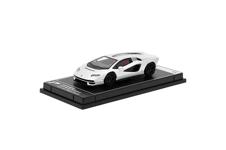 Lamborghini Countach LPI 800-4, 1:64 Scale