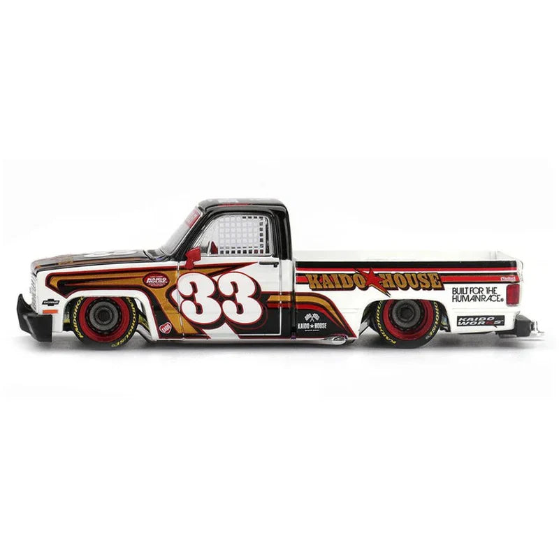 MINI GT Chevrolet Silverado Kaido Intimidator V1, 1:64 Scale