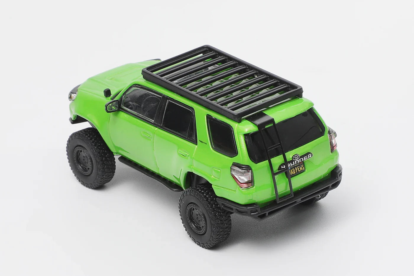 GCD Toyota 4Runner Heavy Modified Version with Accessories Green 1:64 Scale Diecast Model
