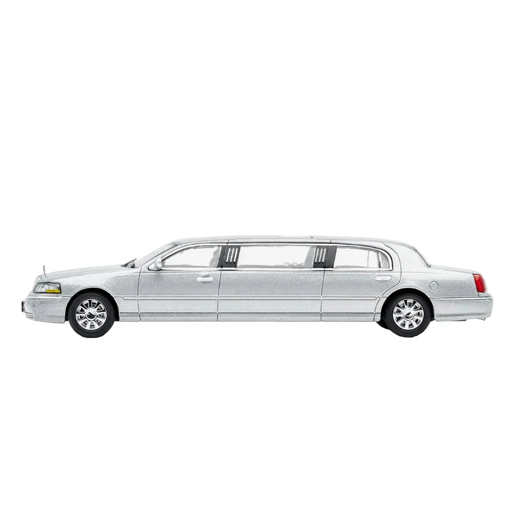 GCD Silver Extended Lincoln Limousine 1:64 Scale Diecast Model