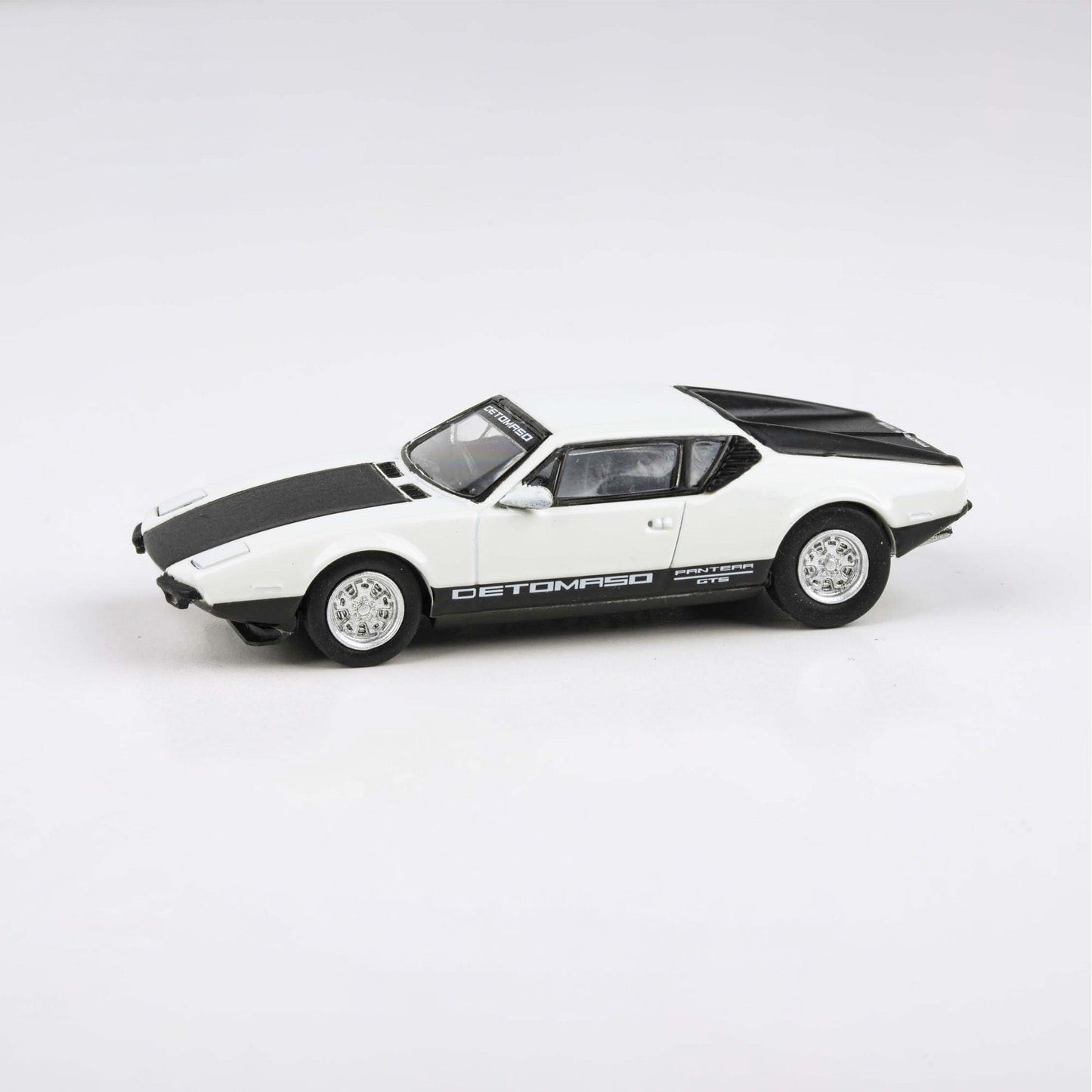 De Tomaso Pantera  RHD 1972, 1:64 Scale