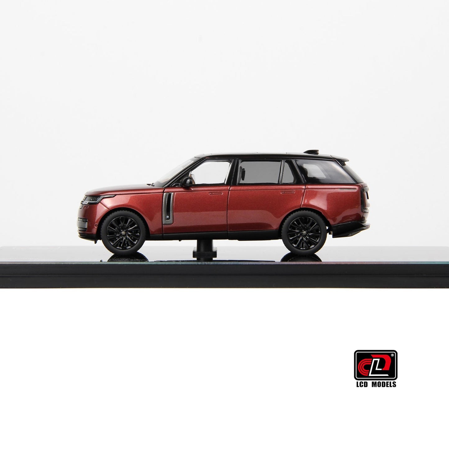 Range Rover SV Serenity LCD Models | 1:43 Scale Diecast | Luxury SUV Collectible