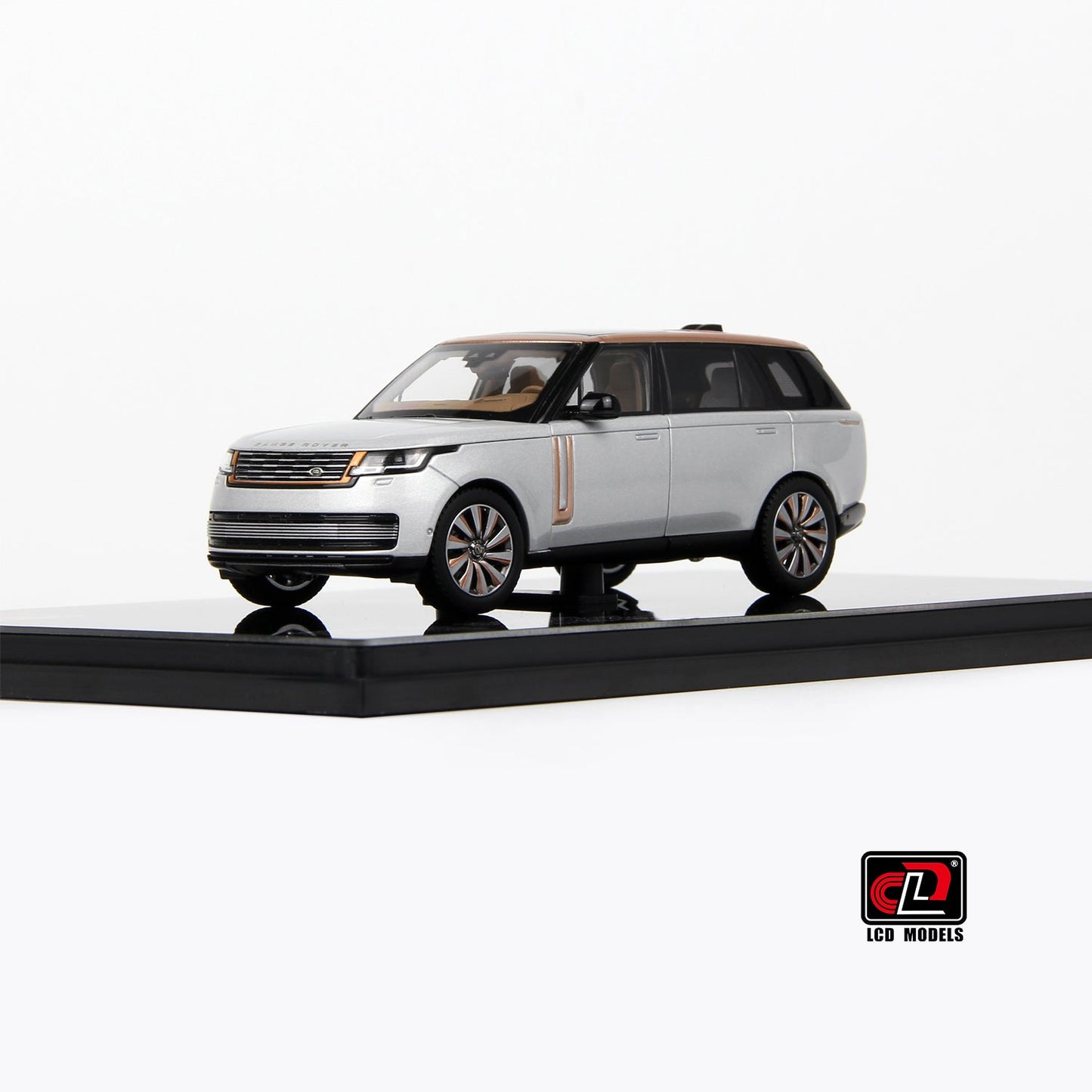 Range Rover SV Serenity LCD Models | 1:43 Scale Diecast | Luxury SUV Collectible