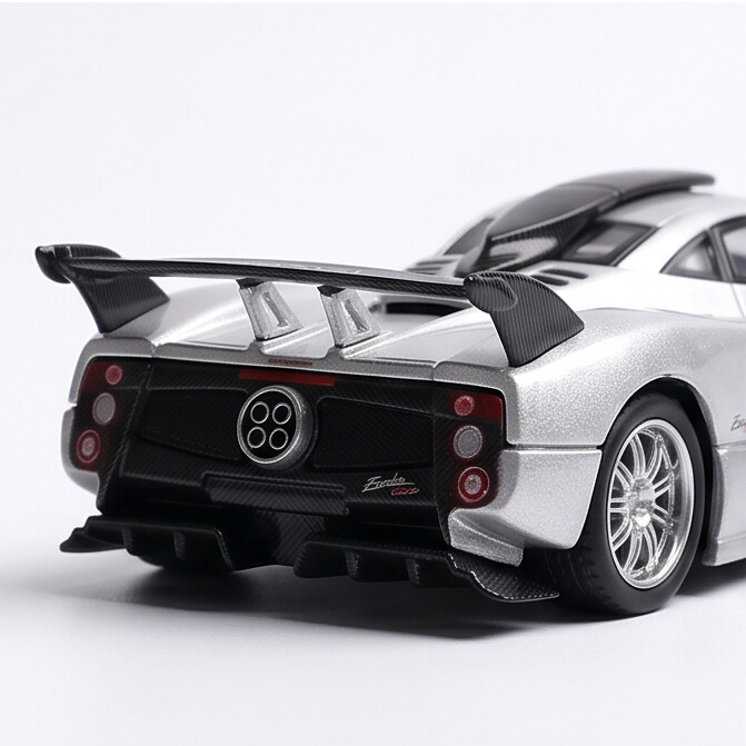 1:64 Pagani HuayraR