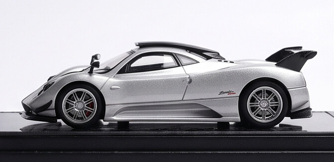 1:64 Pagani HuayraR
