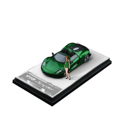 PRE-ORDER | Porsche 918 Metallic Green Figure Edition 1:64 Scale by Time Micro