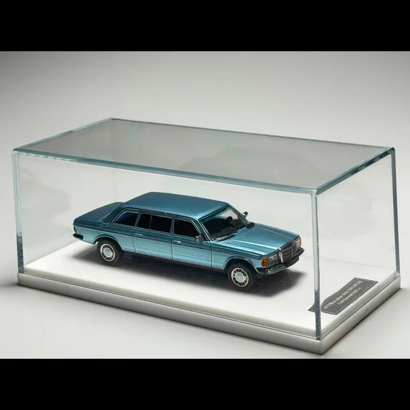 GOC | Mercedes Benz W123, 1:64 Scale (Blue)