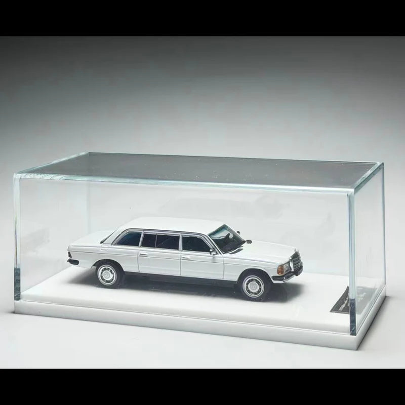 GOC | Mercedes Benz W123, 1:64 Scale (White)