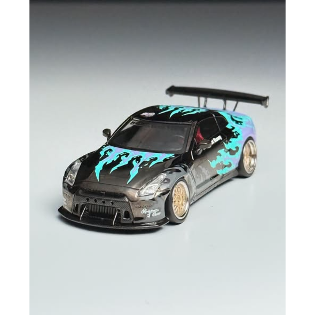 *MHDE 2026* Pandem Nissan GTR (R35) V1 Blue Flames (Limited to 500pcs), 1:64 Scale