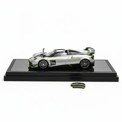 LCD Pagani Huayra Roadster BC Shanghai Toy Fair Special Package 2025 Silver Green 1:64 Scale Diecast Model