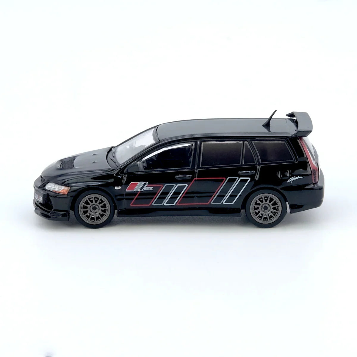 INNO64 Mitsubishi Lancer Evolution IX Wagon 2005 1:64 Scale Diecast Model (Black)